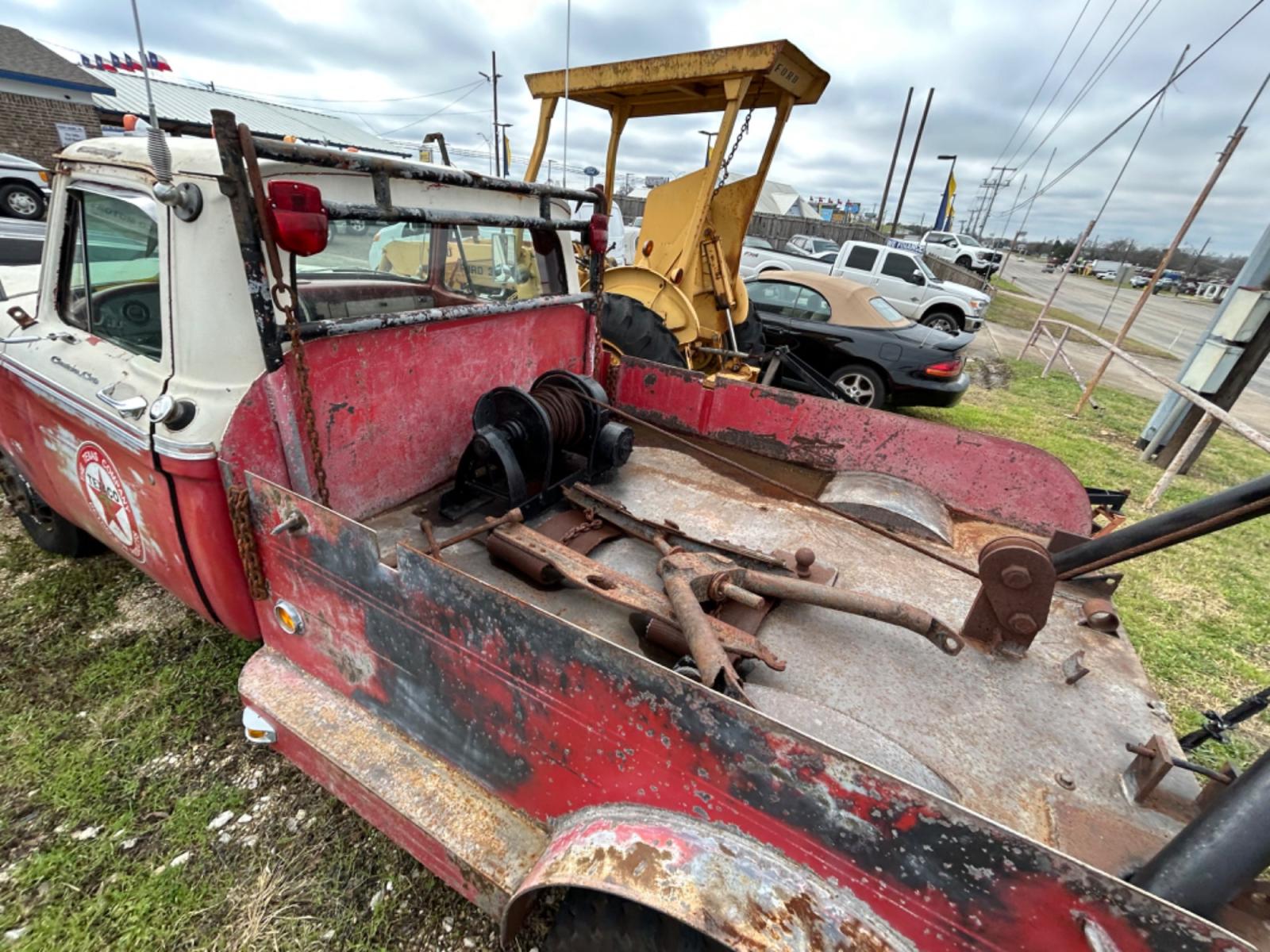 1961 Red Ford F-350 SD (F35JD121645) with an 390 V8 engine, 4 Spd transmission, located at 1687 Business 35 S, New Braunfels, TX, 78130, (830) 625-7159, 29.655487, -98.051491 - Runs and Drives 390 V8 with 4 Spd Transmission - Photo #6